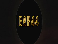 Bar 44